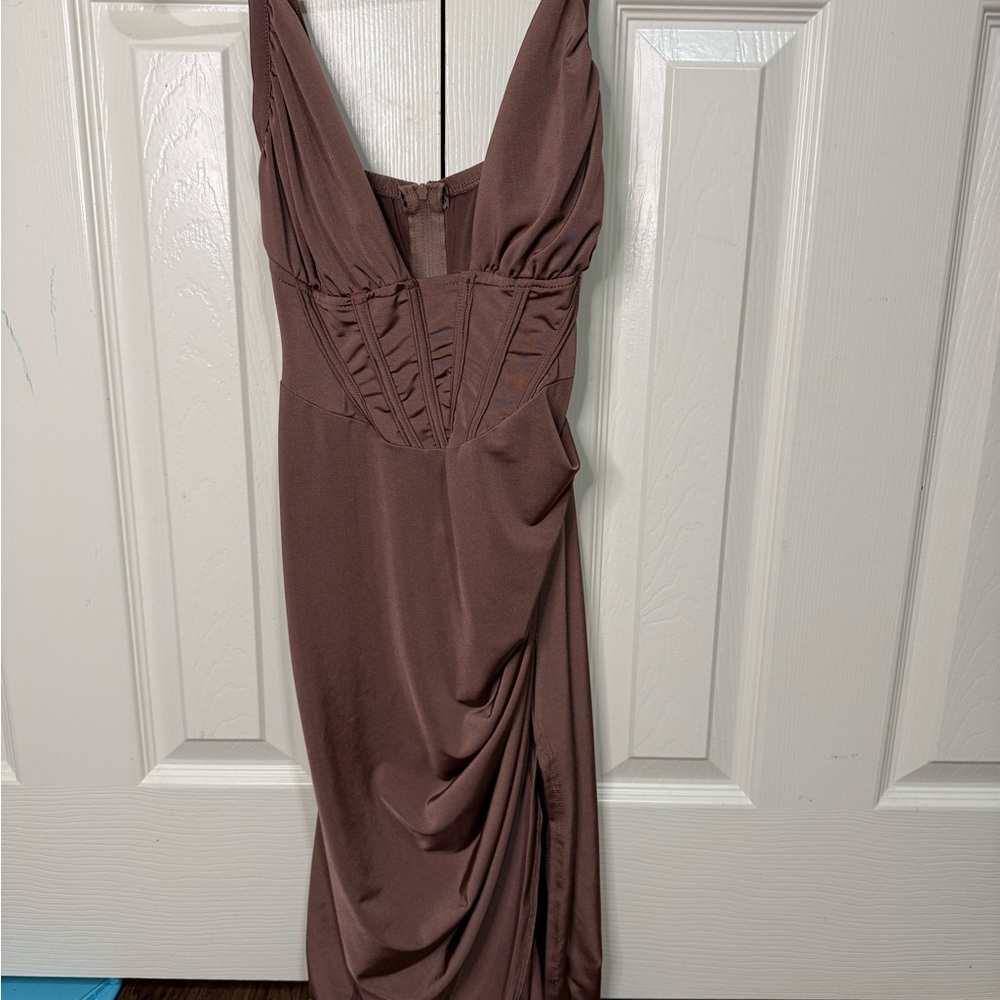 Women’s Cinched Draped Side‎ Slit Sleeveless Midi Dress Size Medium